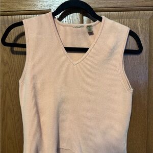Sleeveless Ribbed V-Neck Top - Peach